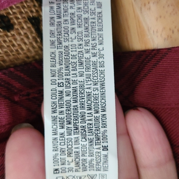 Button down long sleeve Dress - Picture 5 of 5